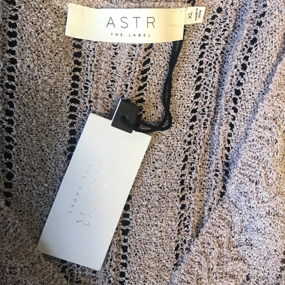 ASTR The Label Lavender Wrap Front Pointelle Knit V-Neck Sweater XL NEW! - Picture 11 of 16
